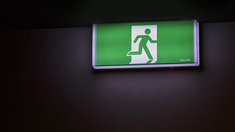 集中控制型消防應急燈與智能疏散系統有什么區別? 集中控制型消防應急燈與智能疏散系統有什么區別?